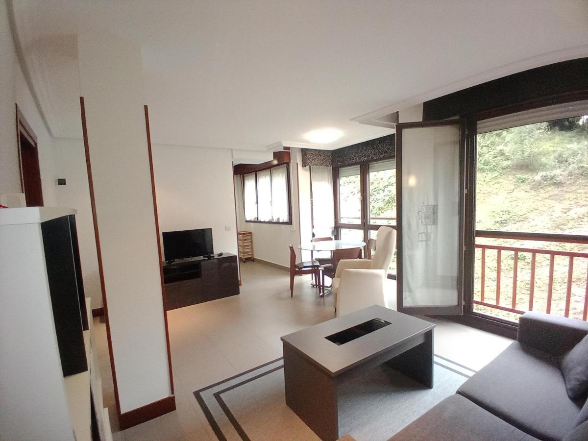 Apartamento Ana Con Garaje Eibar Ngoại thất bức ảnh